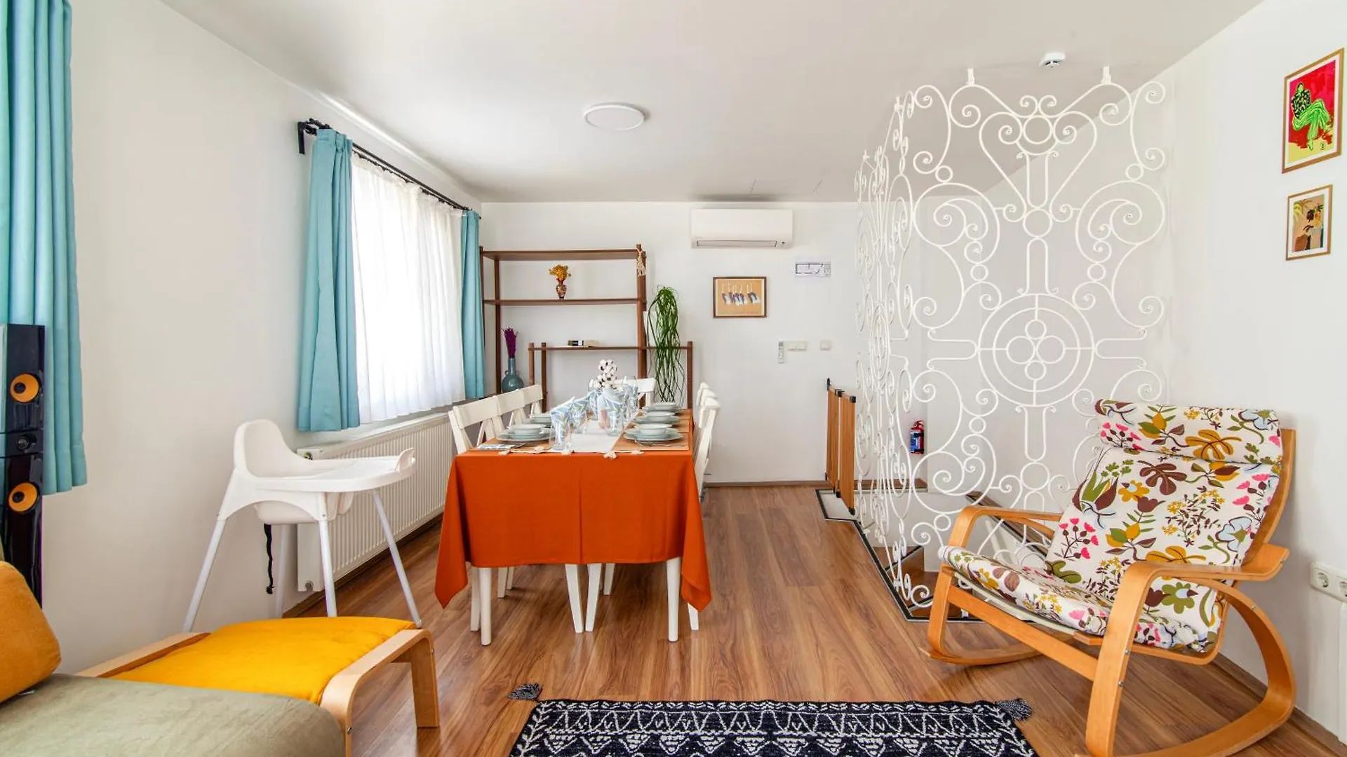Secluded House , Near Bosphorus , 2 Ac , Fast Wifi Villa Istanbul